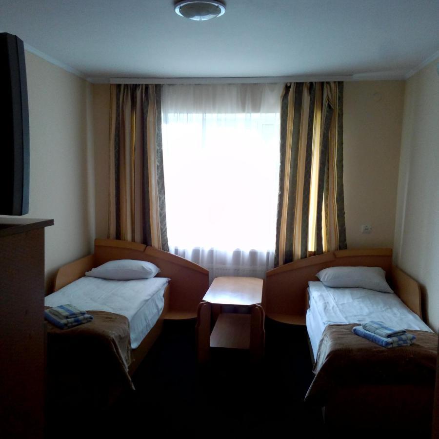 Malyvo Hotel Dilyatyn Oda fotoğraf