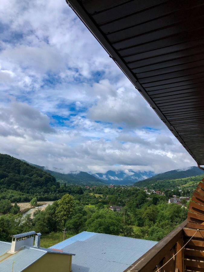 Malyvo Hotel Dilyatyn Dış mekan fotoğraf