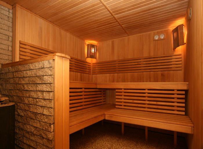 Malyvo Hotel Dilyatyn Dış mekan fotoğraf